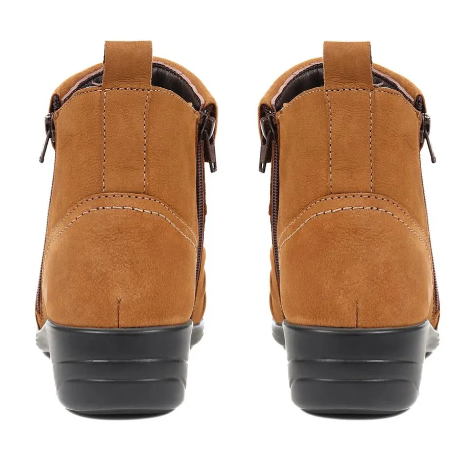 Leather Ankle Boots - Tan
