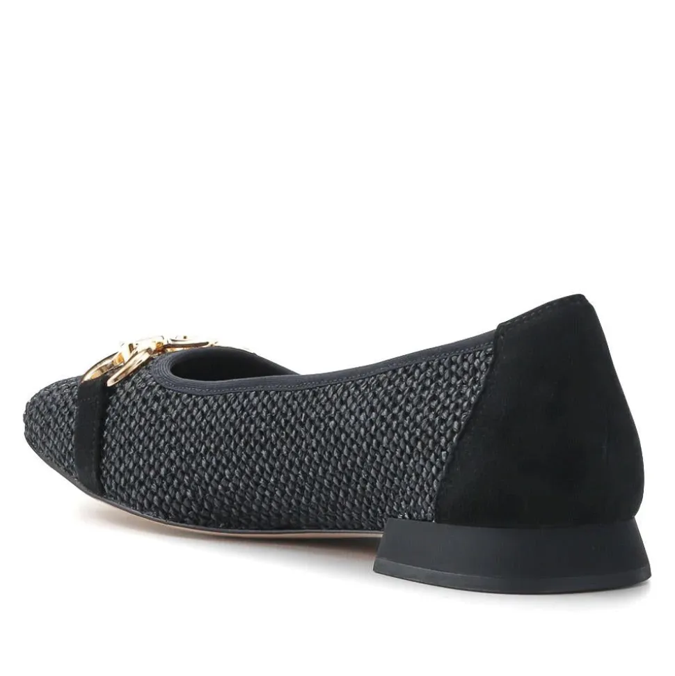 Leather Buckle-Detailed Pumps - Black