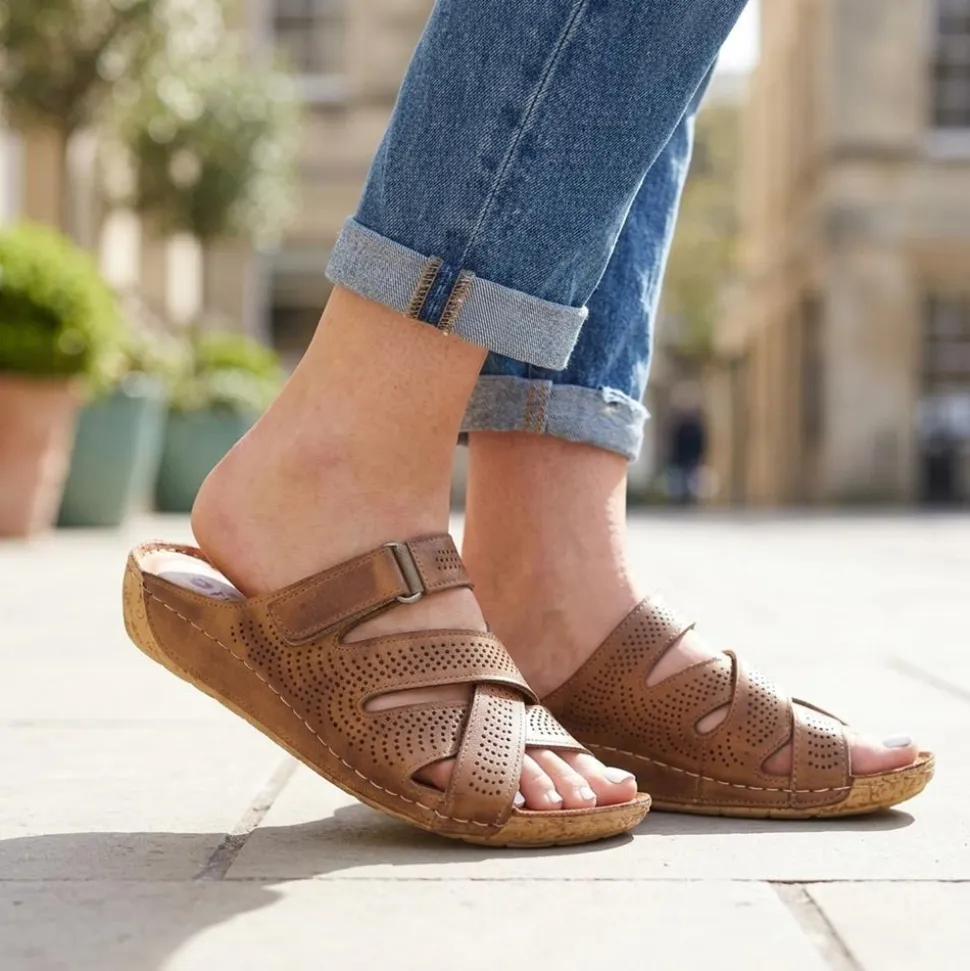 Leather Cut-Out Adjustable Strap Sandals - Tan