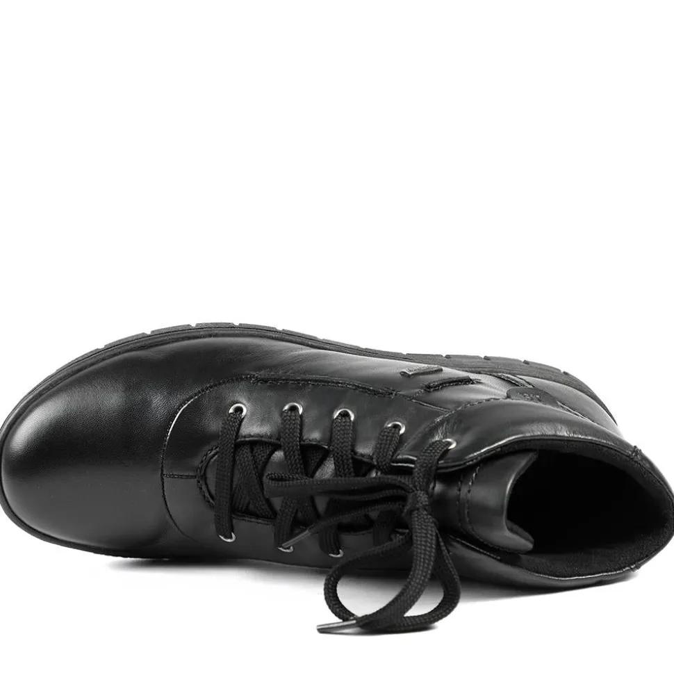 Leather Faux-Fur-Lined Ankle Boots - Black