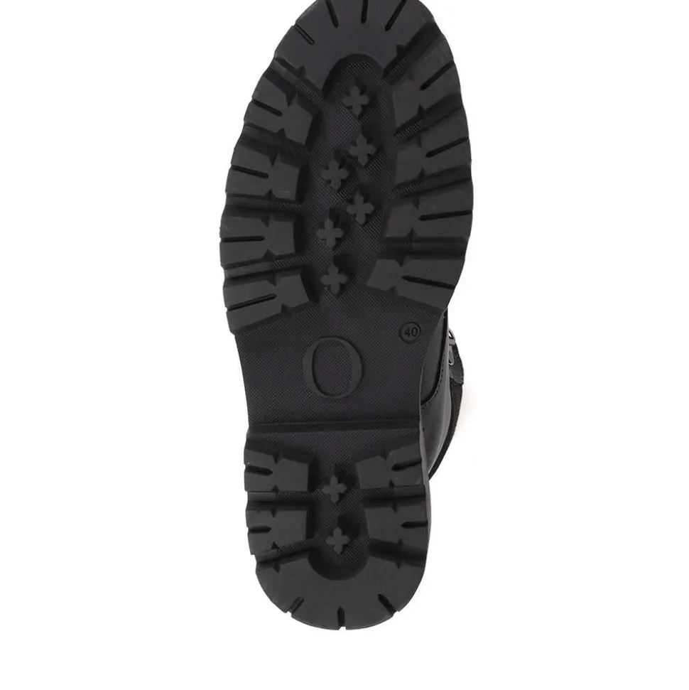 Leather Lace-Up Boots - Black