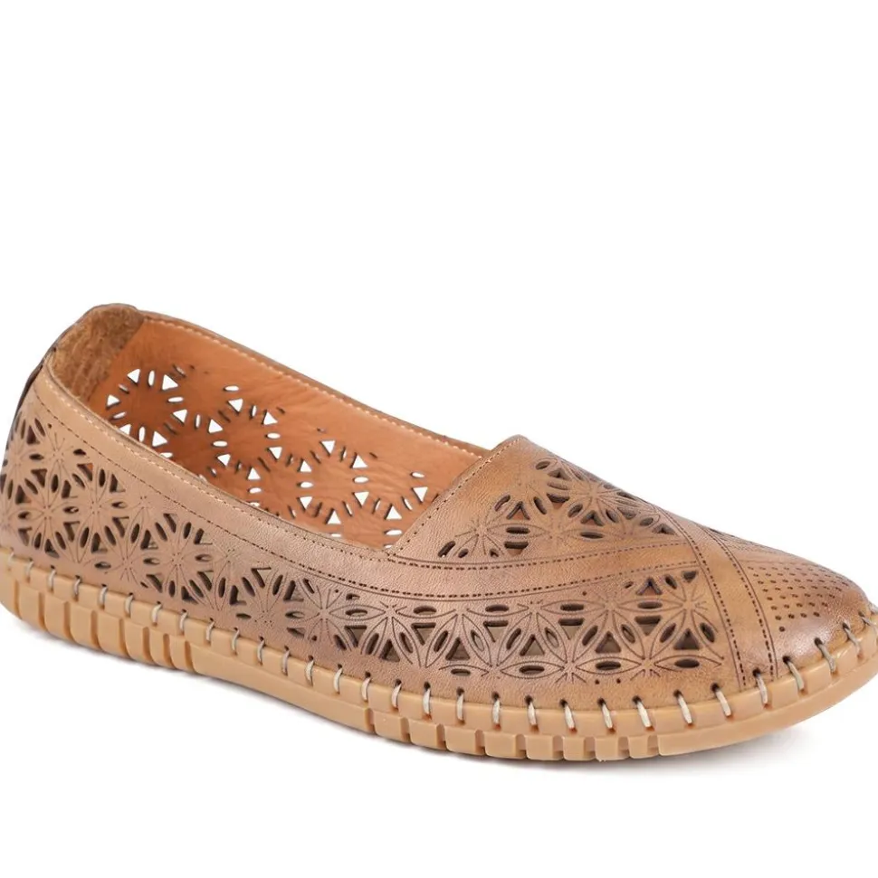 Leather Laser Cut Pumps - Tan