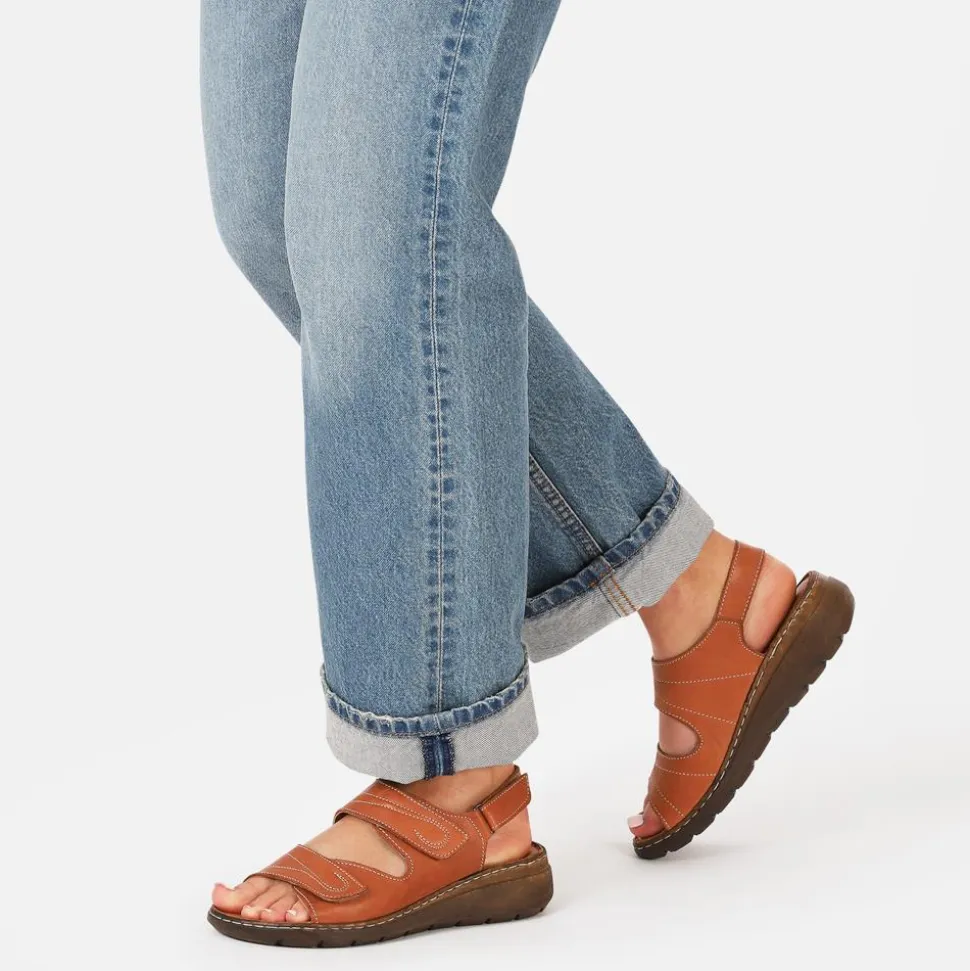 Leather Multi-Touch-Fasten Sandals - Tan