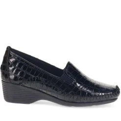 Leather Slip-On Heeled Shoes - Black Croc