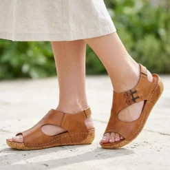 Leather Slip-On Sandals - Tan