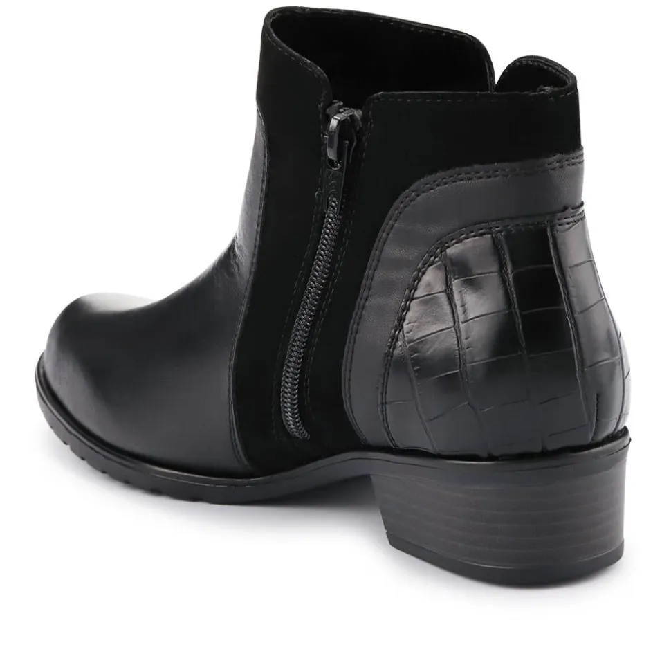 Leather Stitched Ankle Boots - Black