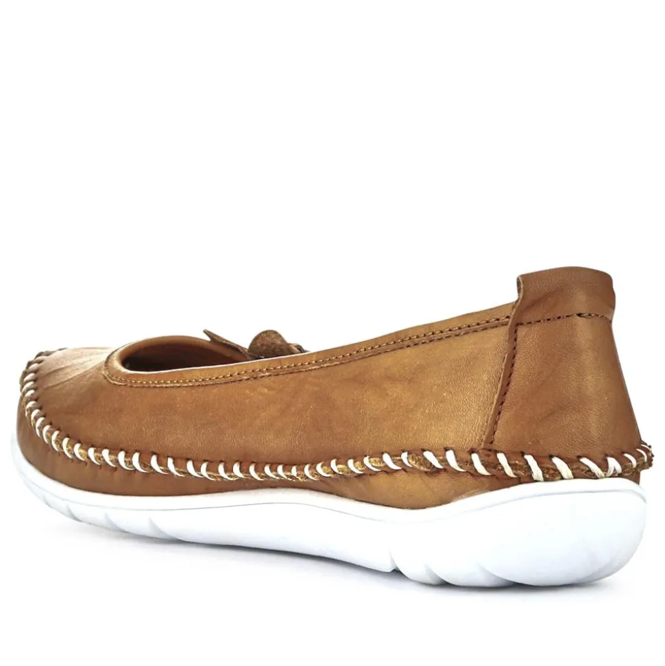 Lightweight Leather Pumps - Tan