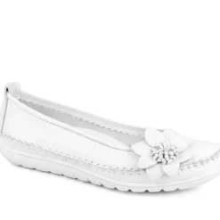 Lightweight Leather Pumps - White