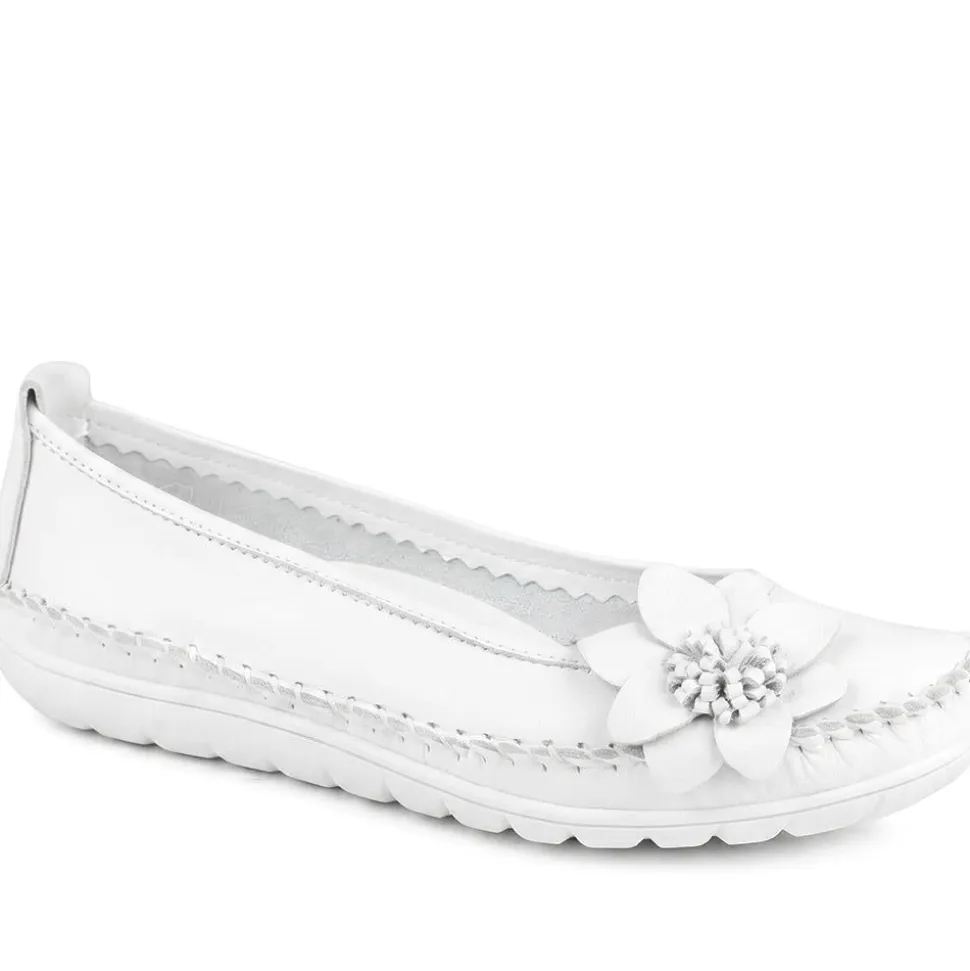 Lightweight Leather Pumps - White