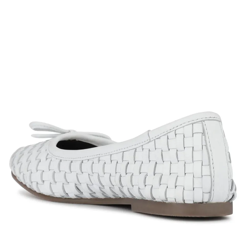 Lightweight Leather Pumps - White