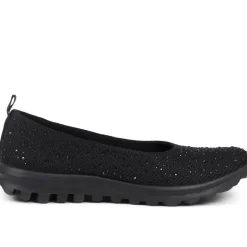 Lightweight Slip On Pumps - Black