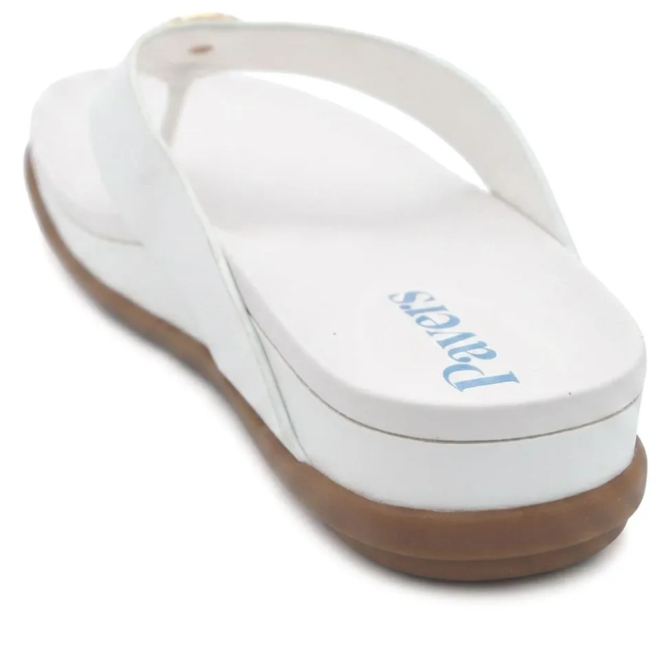 Lightweight Toe Post Sandals - White
