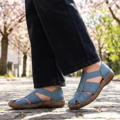 Loretta Leather Elasticated Slip On Shoes - Denim