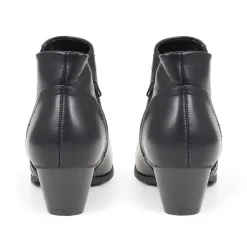 Low Heel Ankle Boots - Black