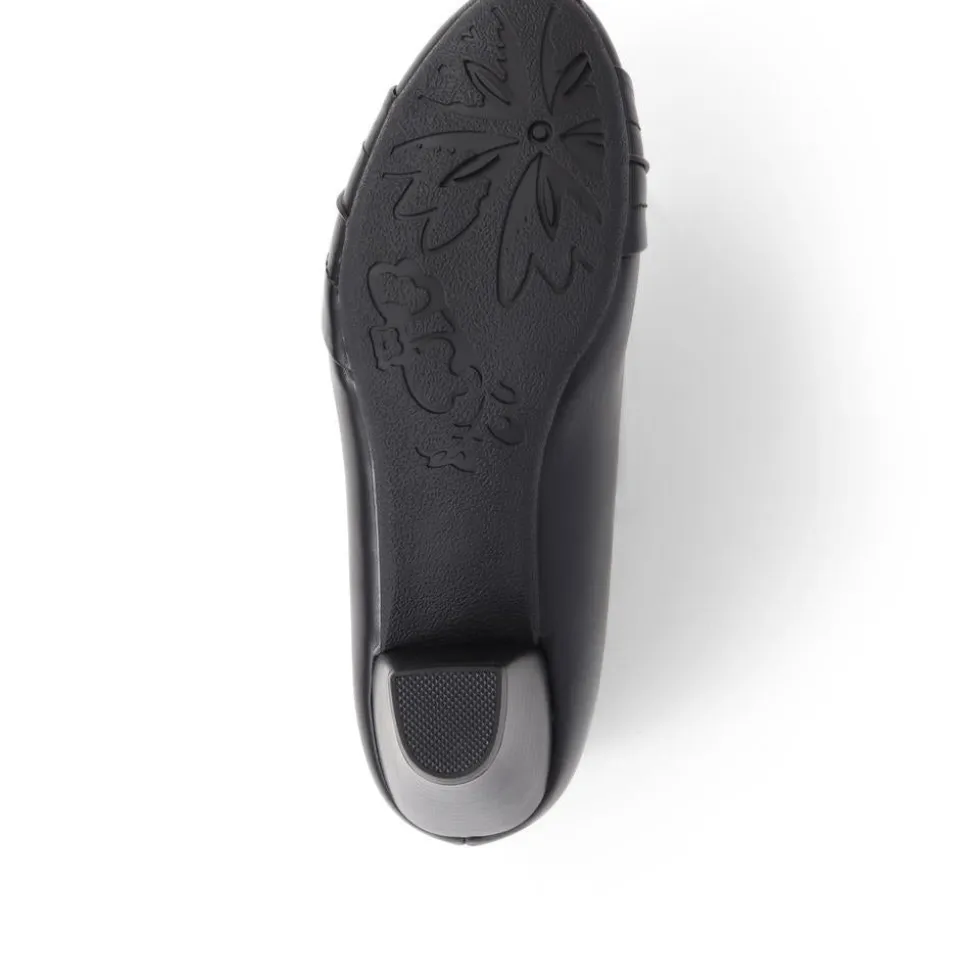Low-Heeled Court Shoes - Black