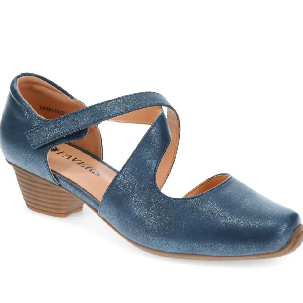 Low-Heeled Court Shoes - Navy