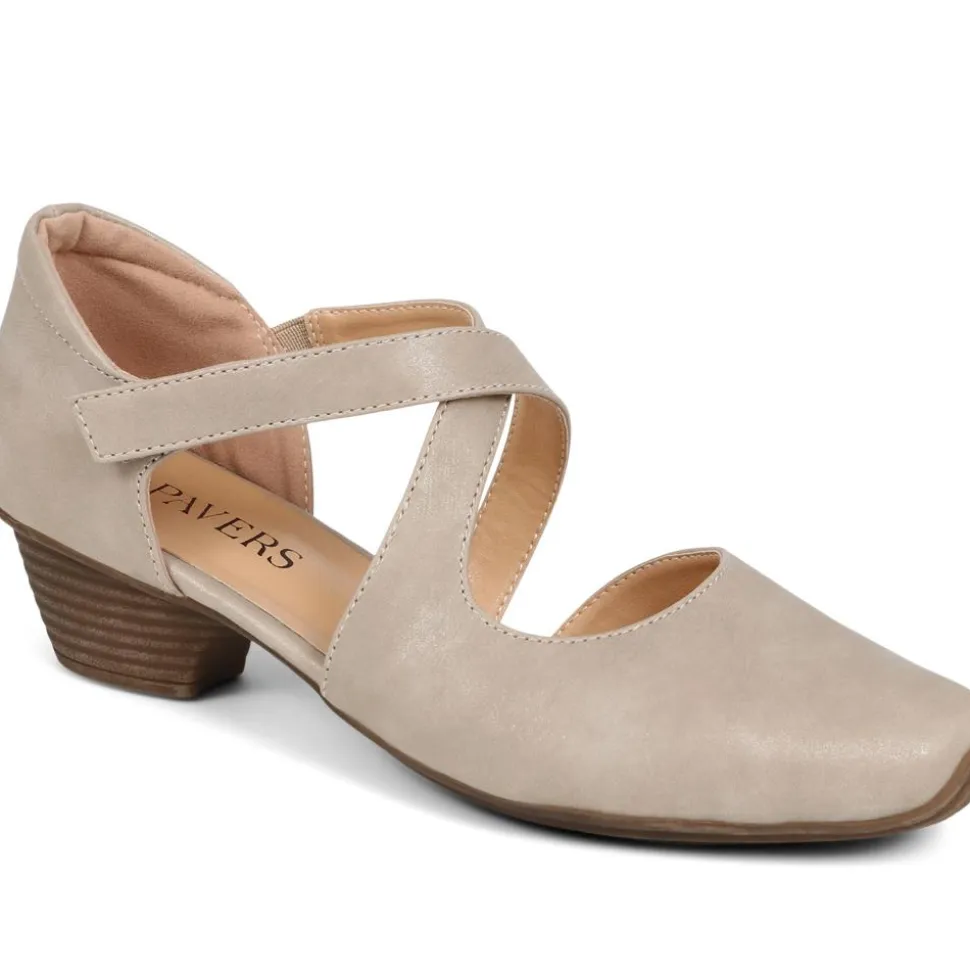 Low-Heeled Court Shoes - Taupe