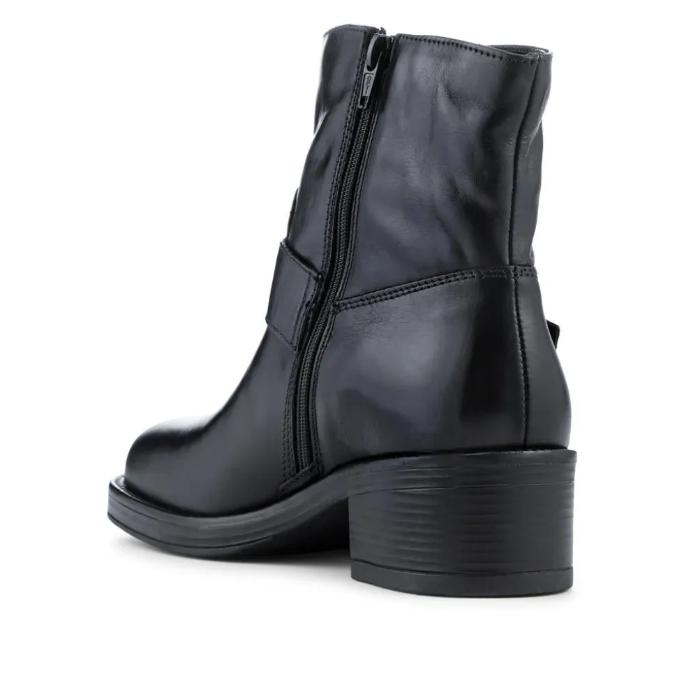 Madonna Chunky Leather Ankle Boots - Black