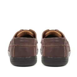 Maximus Extra Wide Leather Boat Shoes - Brown