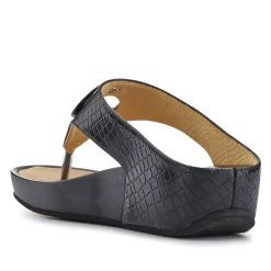 Metallic Toe Post Sandals - Black Croc