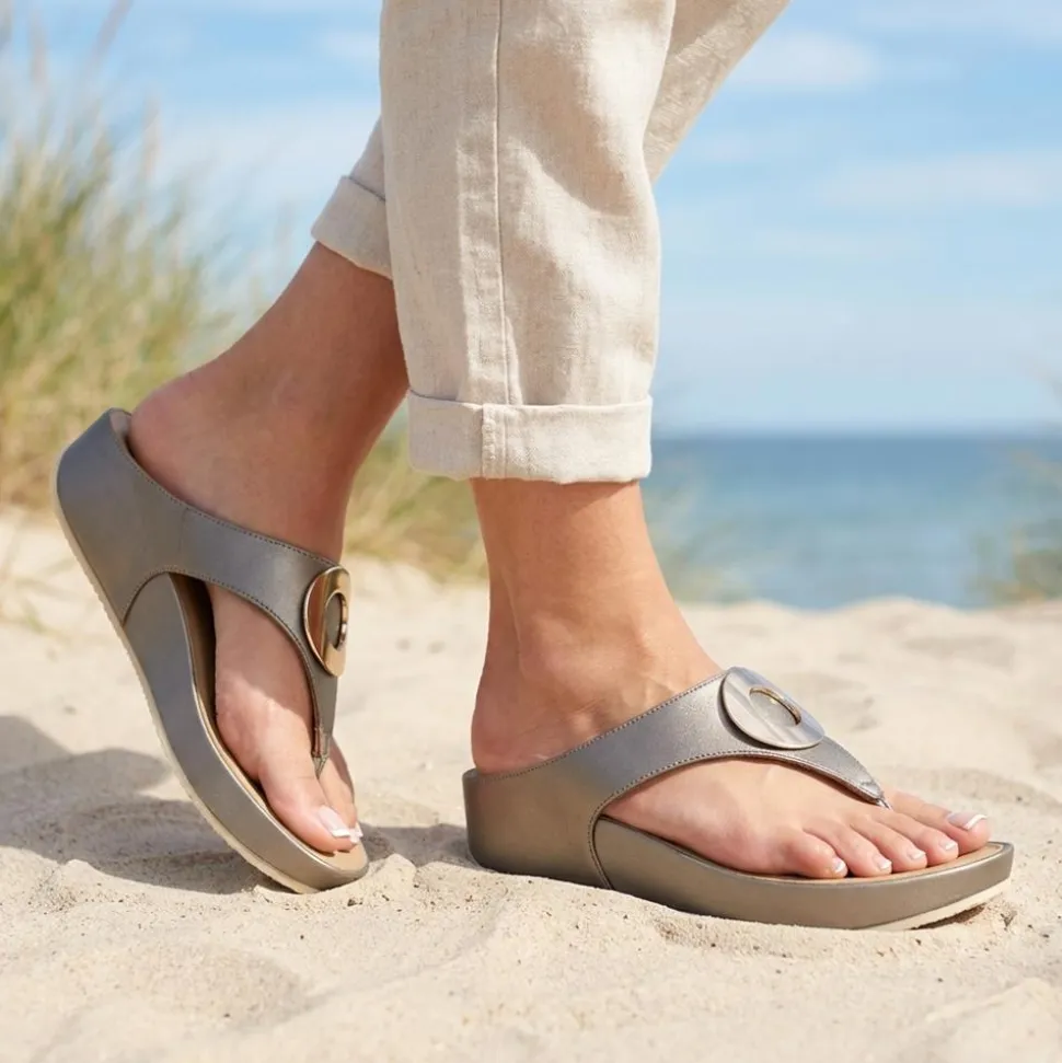 Metallic Toe Post Sandals - Pewter