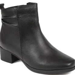 Polished Leather Heeled Ankle Boots - Black