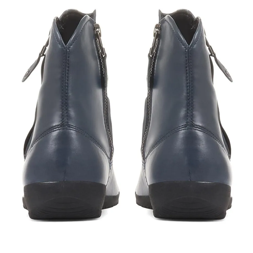 Sanja Leather Boots - Navy
