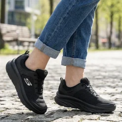 Skechers D'Lux Walker-Infinite Motion Trainers - Black