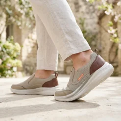 Skechers Relaxed Fit Slade Lucan Trainers - Khaki