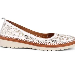 Slip-On Leather Pumps - White