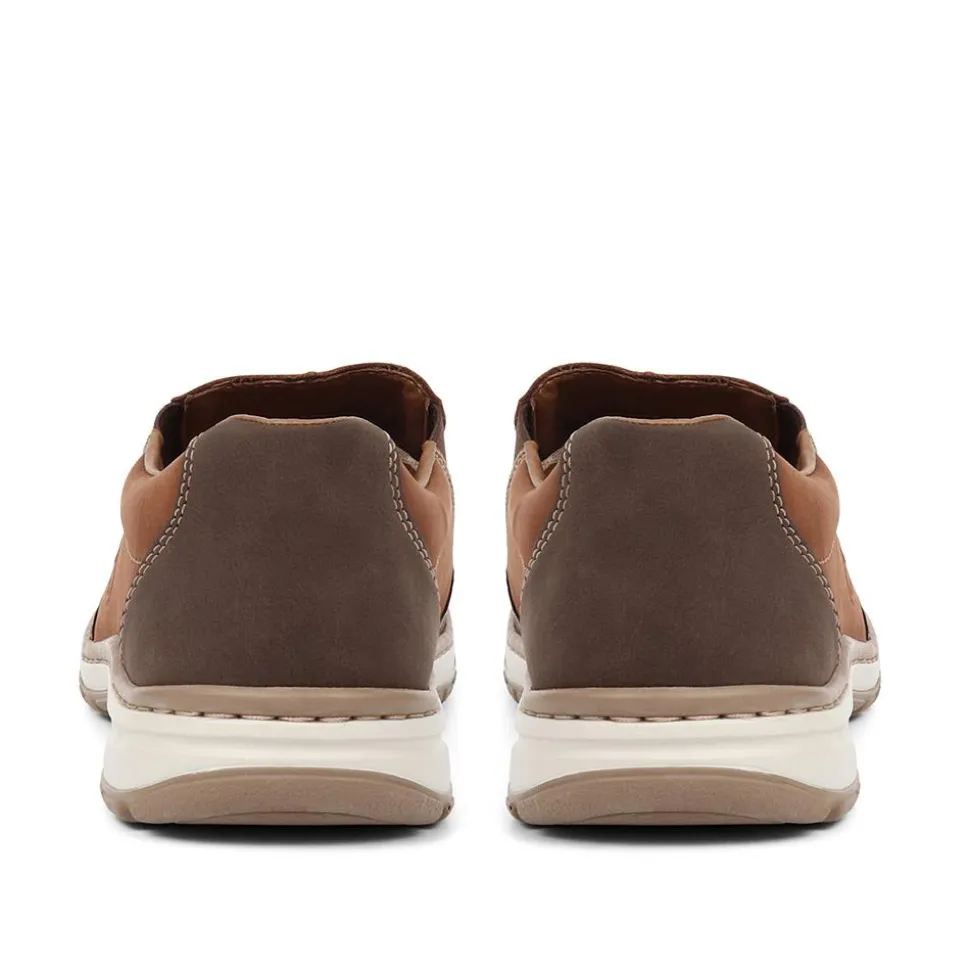 Slip-On Leather Trainers - Tan-Brown