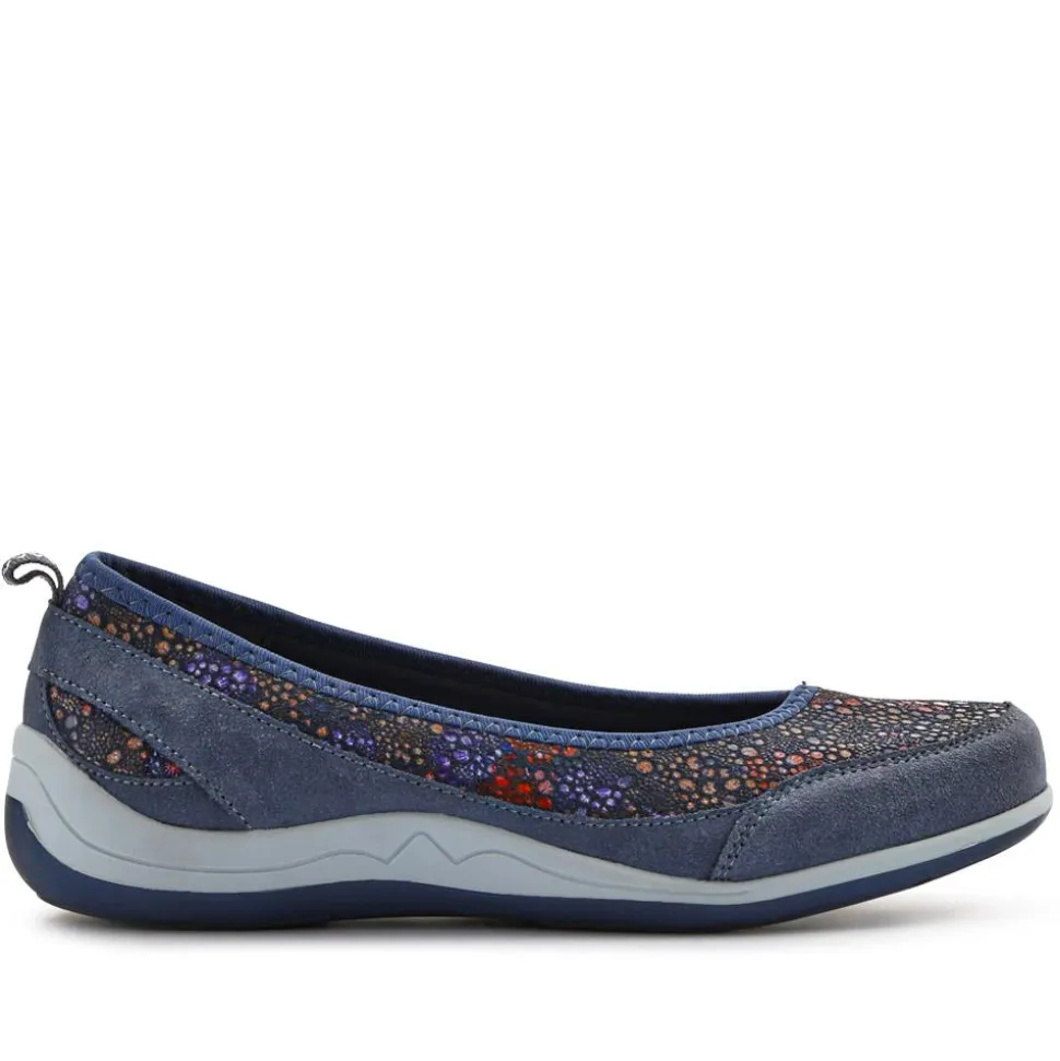 Slip-On Patterned Lightweight Pumps - Denim Multi