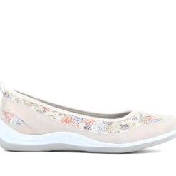 Slip-On Patterned Lightweight Pumps - Floral