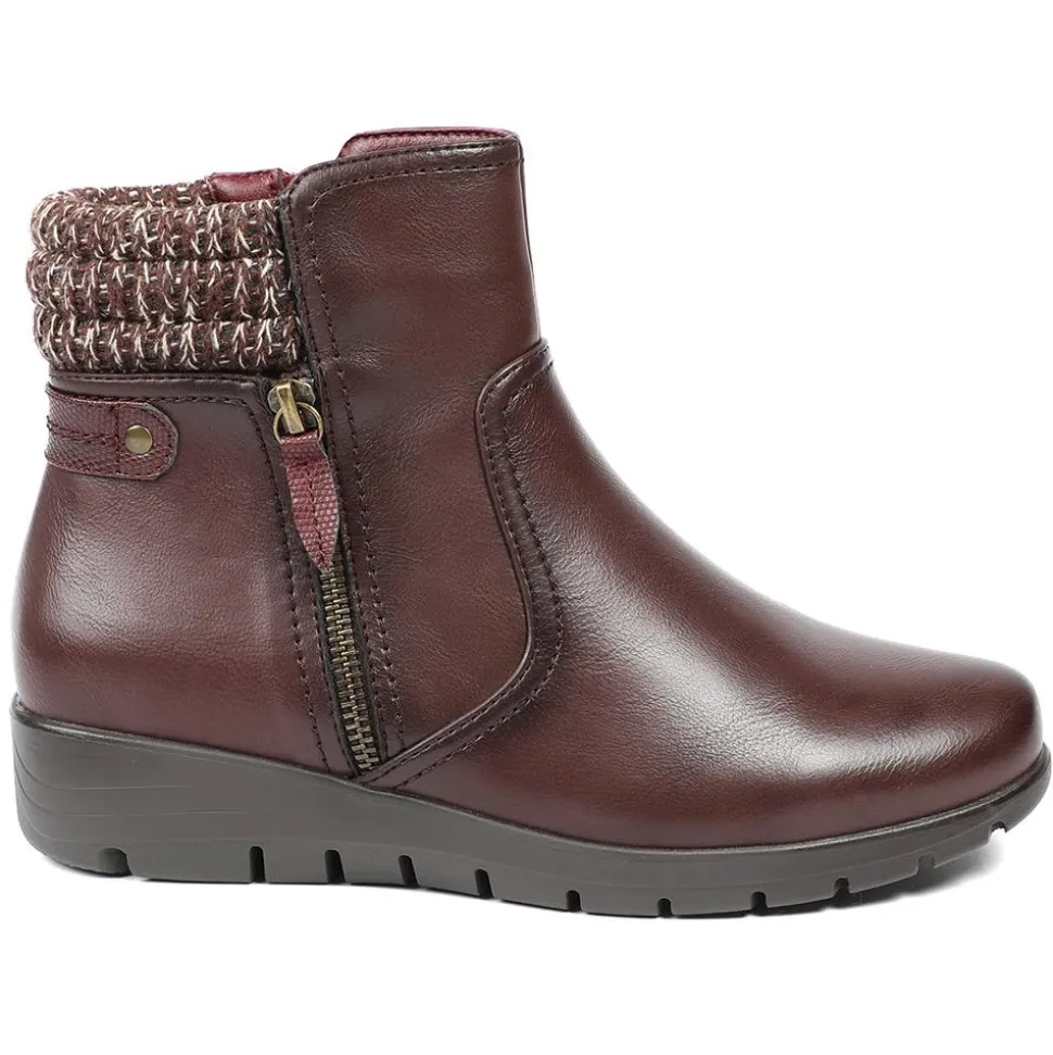 Smart Knitted Cuff Wedged Ankle Boots - Burgundy