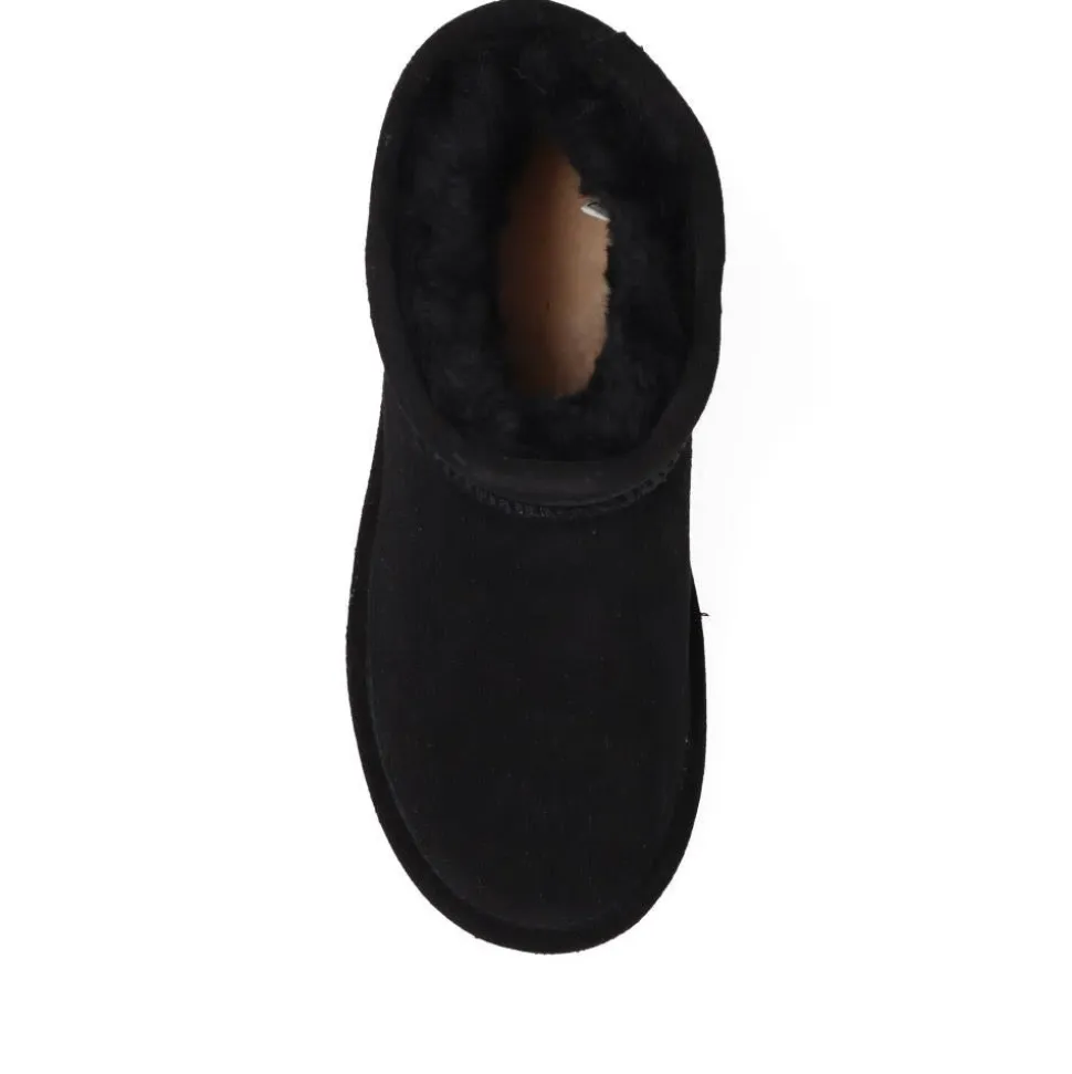 Soft, Faux-Fur-Lined Ankle Boots - Black