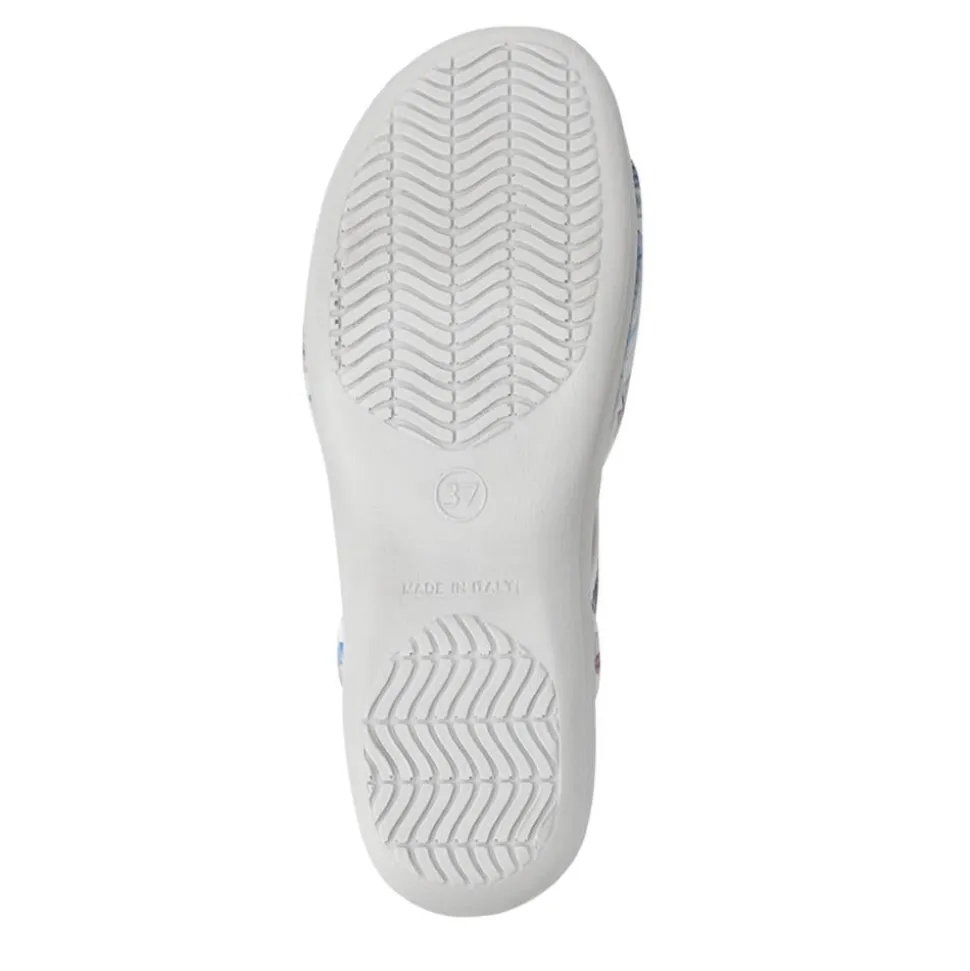 Stretchy Wide-Fit Sandals - White