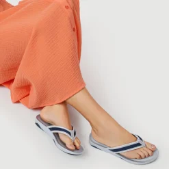 Toe-Post Sandals - Navy