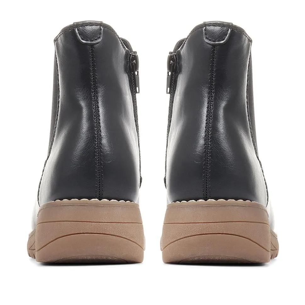 Wedge Chelsea Boots - Black