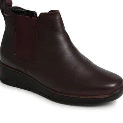 Wedge Heel Ankle Boots - Burgundy