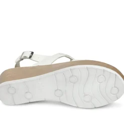Wedge Heeled Buckle Fasten Sandals - White