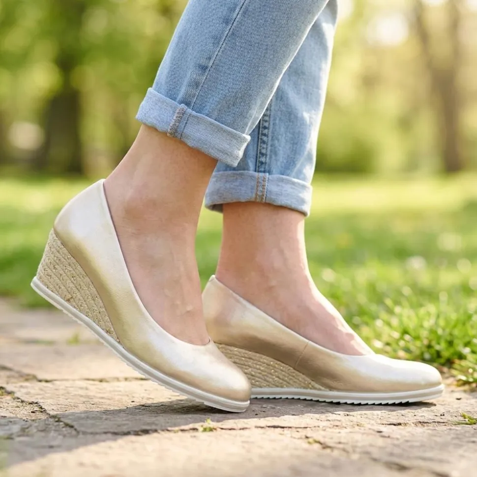 Wedge Heel Espadrille Trim Pumps - Gold