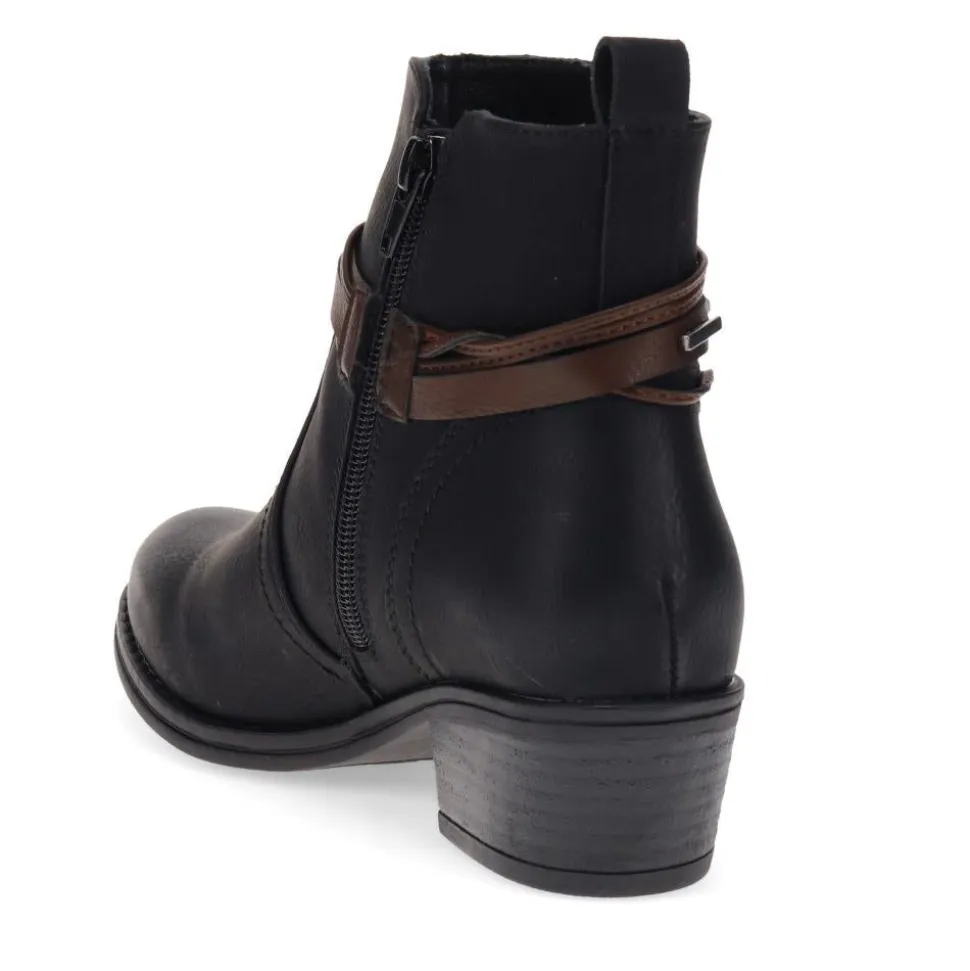 Western-Heeled Ankle Boots - Black