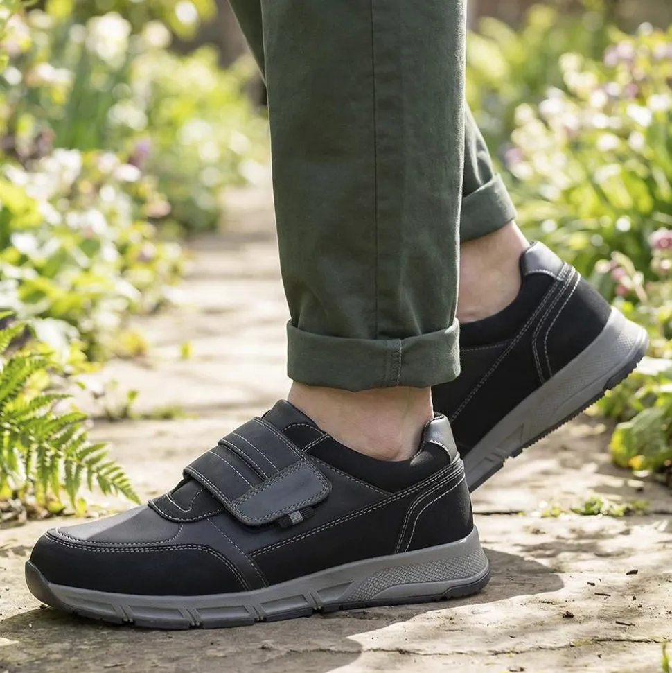 Wide Fit Adjustable Fasten Casual Shoes - Black