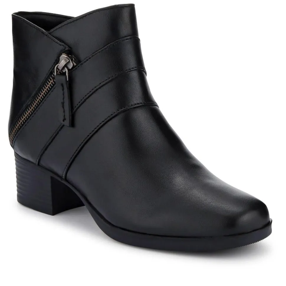 Wide-Fit Breathable Leather Boots - Black
