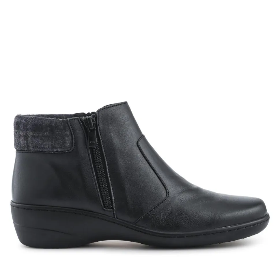 Wide-Fit Leather Lightweight Ankle Boots - Black