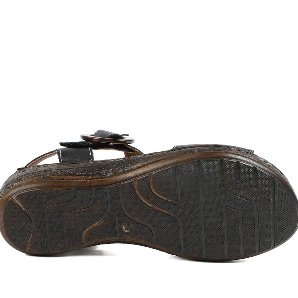 Wide Fit Leather Sandals With Buckle Fastening - Black