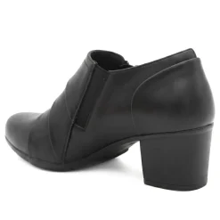 Zip Fasten Block Heel Ankle Boots - Black